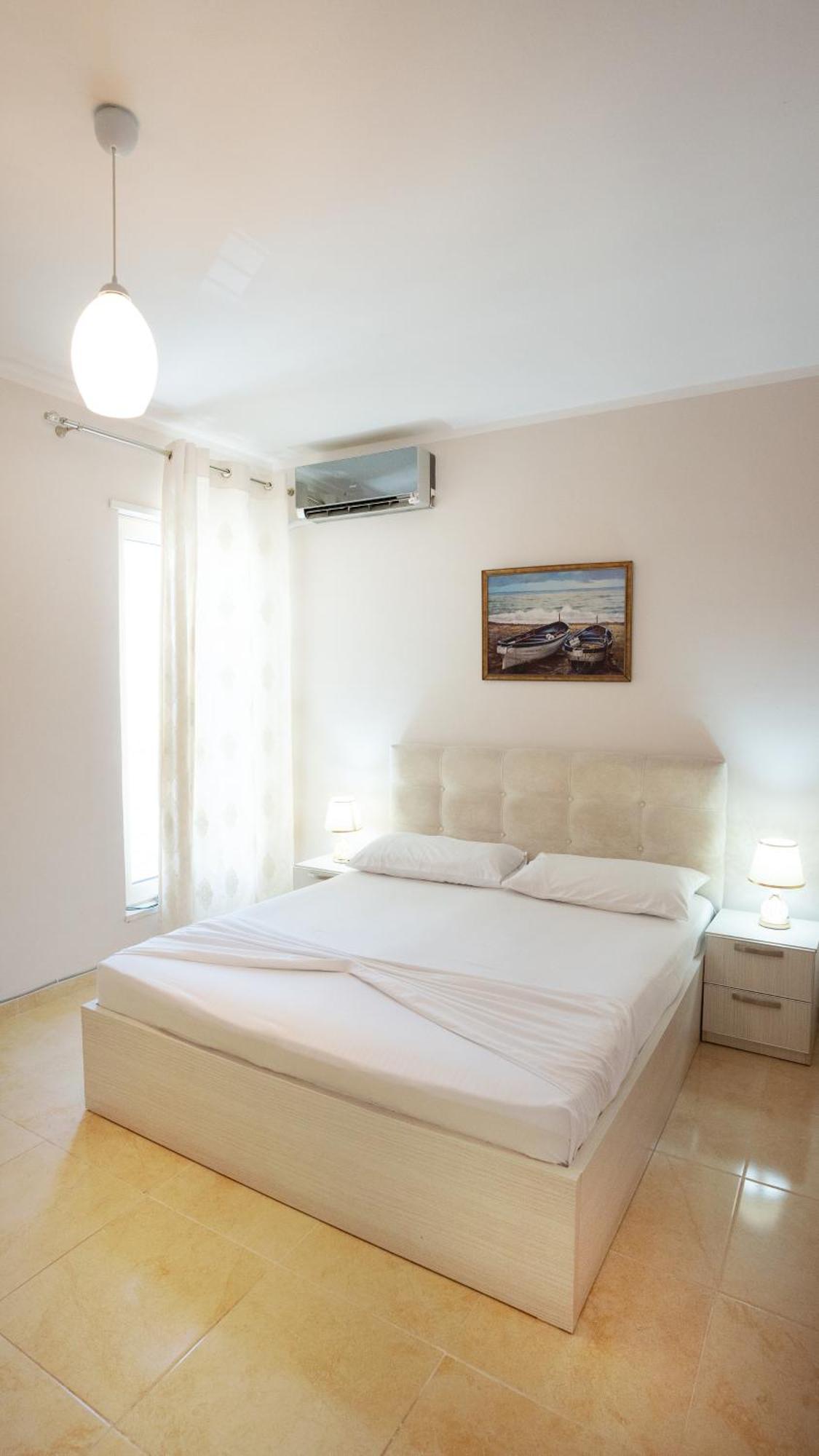 Sea View Apartement ดูร์เรส ภายนอก รูปภาพ